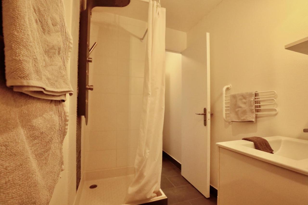 Appartement De L'Hippodrome Avec Deux Chambres Deauville Luaran gambar
